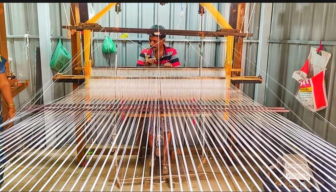 Sungudi Saree Weaving Experience – A Journey through Madurai's Living Textile Heritage